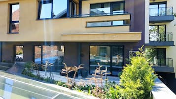 Signature Apartment, 1 Bedroom, Terrace | Terrace/patio