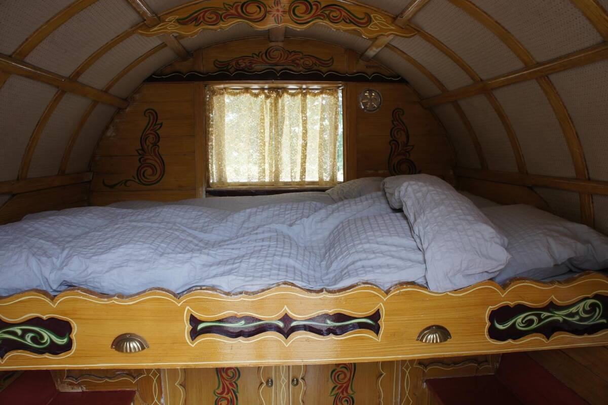 in-room safe, individually decorated, individually furnished, bed sheets