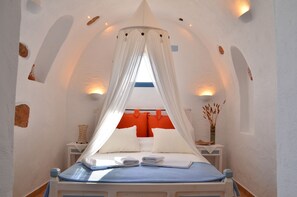 Traditional Double Room, Sea View | Premium bedding, in-room safe, desk, soundproofing - Kalderimi (Astypalaia)