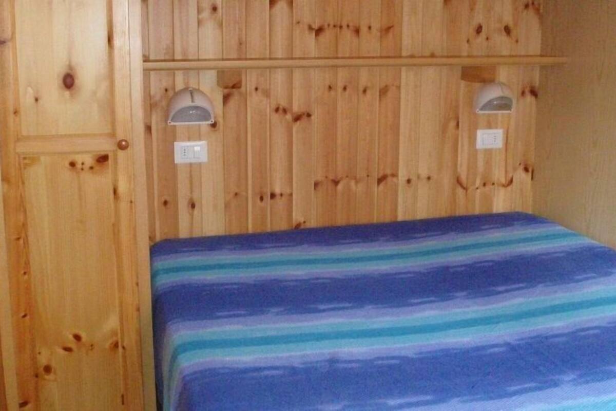 Cribs (free)