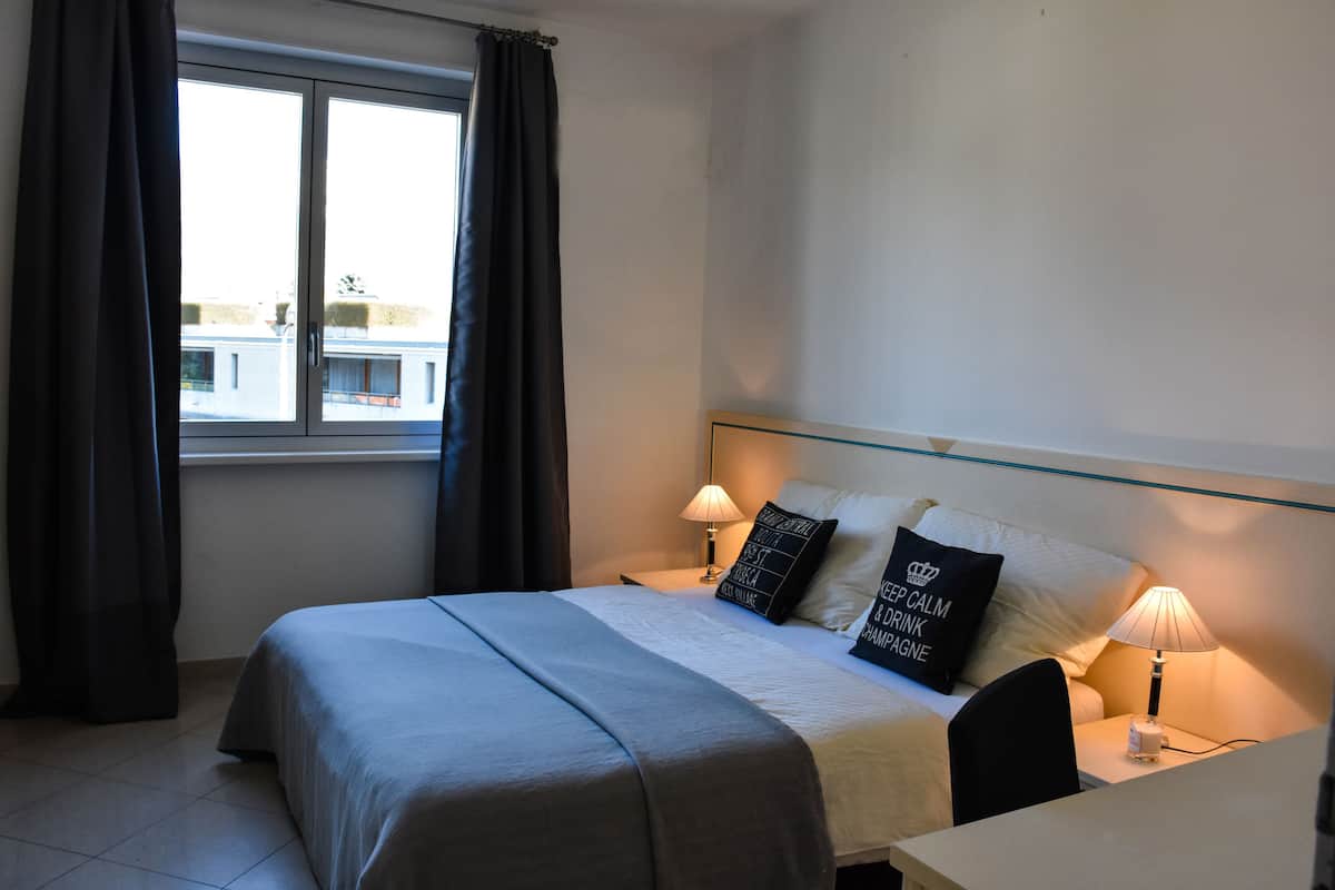 Double Room | Premium bedding, minibar, in-room safe, desk