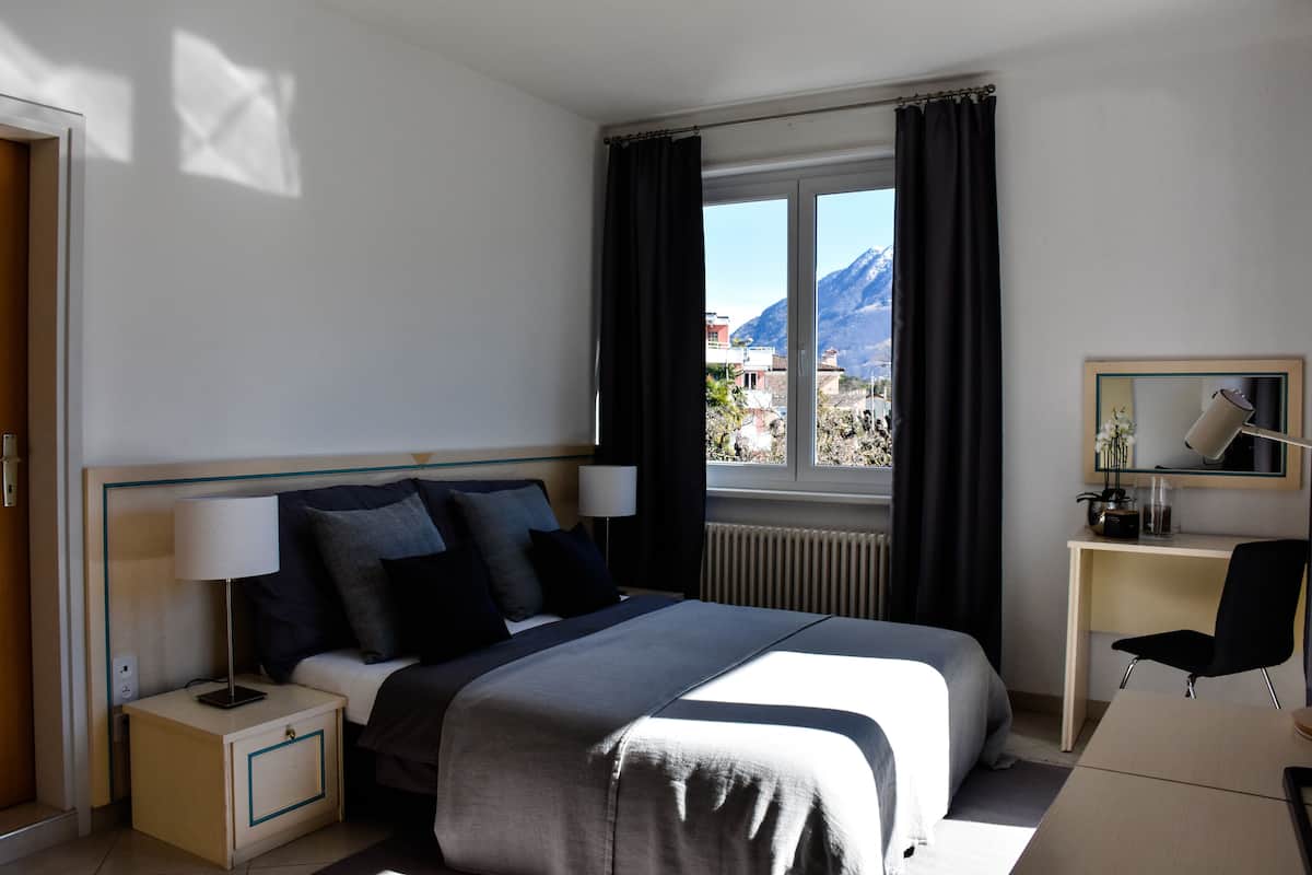 Double Room, Balcony | Premium bedding, minibar, in-room safe, desk
