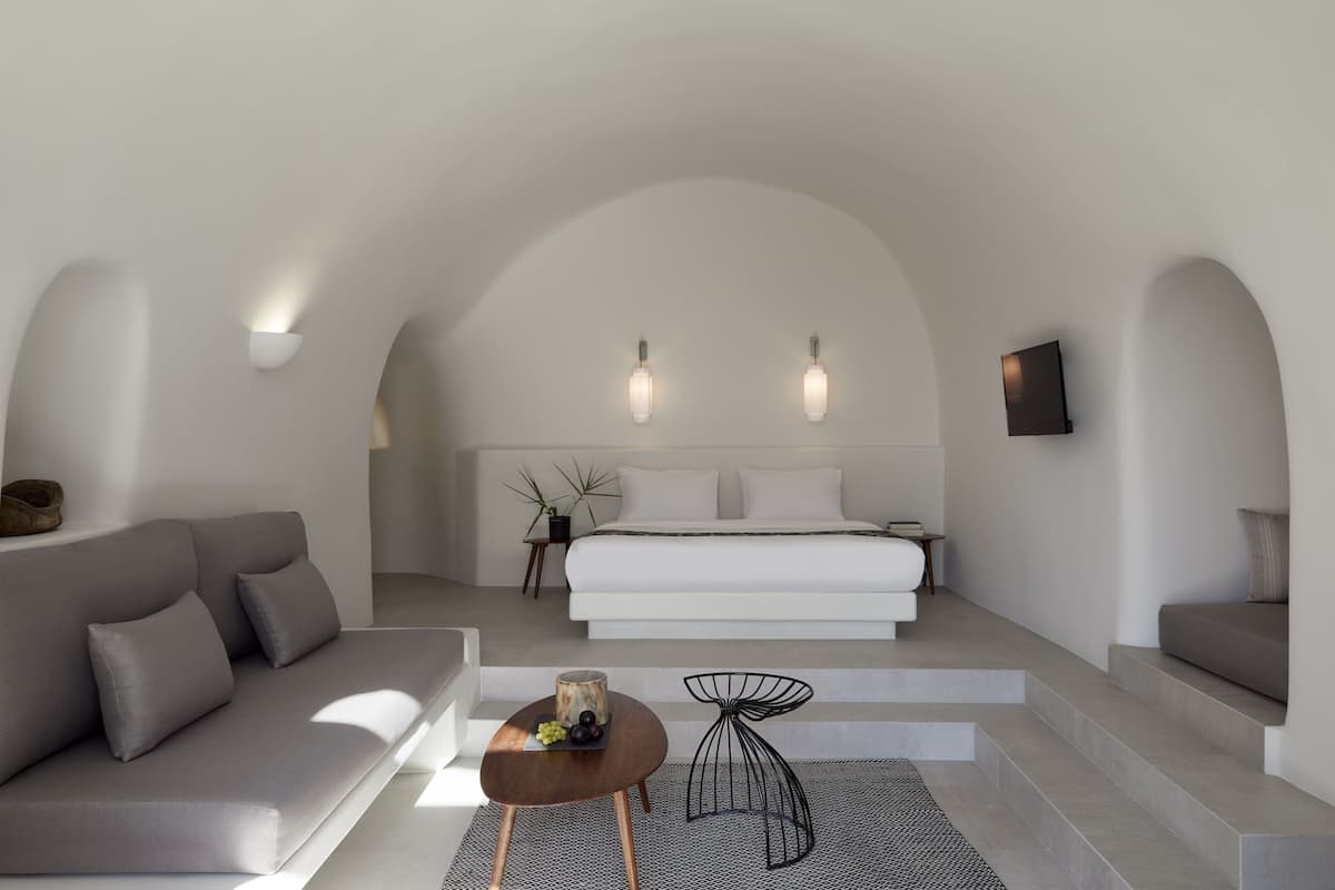 Executive Villa, up to 4 guests, Partial Sea View | Sengetøy av topp kvalitet, safe på rommet og lydisolert