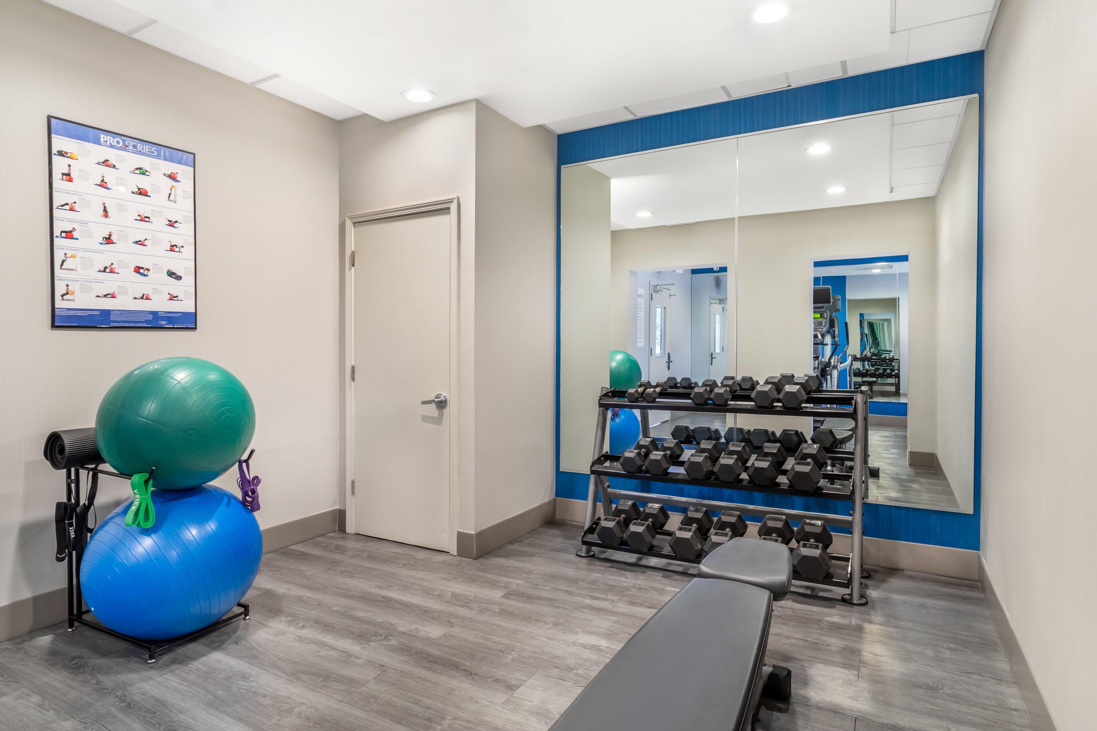 Foto - Holiday Inn Knoxville N - Merchant Drive by IHG