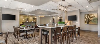Holiday Inn Knoxville N - Merchant Drive by IHG