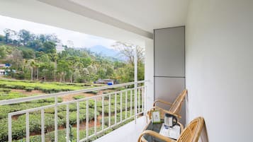 Premium Room | Desk, free WiFi
