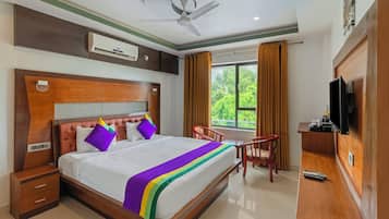 Standard Room | Desk, free WiFi, bed sheets