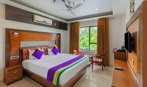 Habitación estándar | Escritorio, wifi gratis, ropa de cama