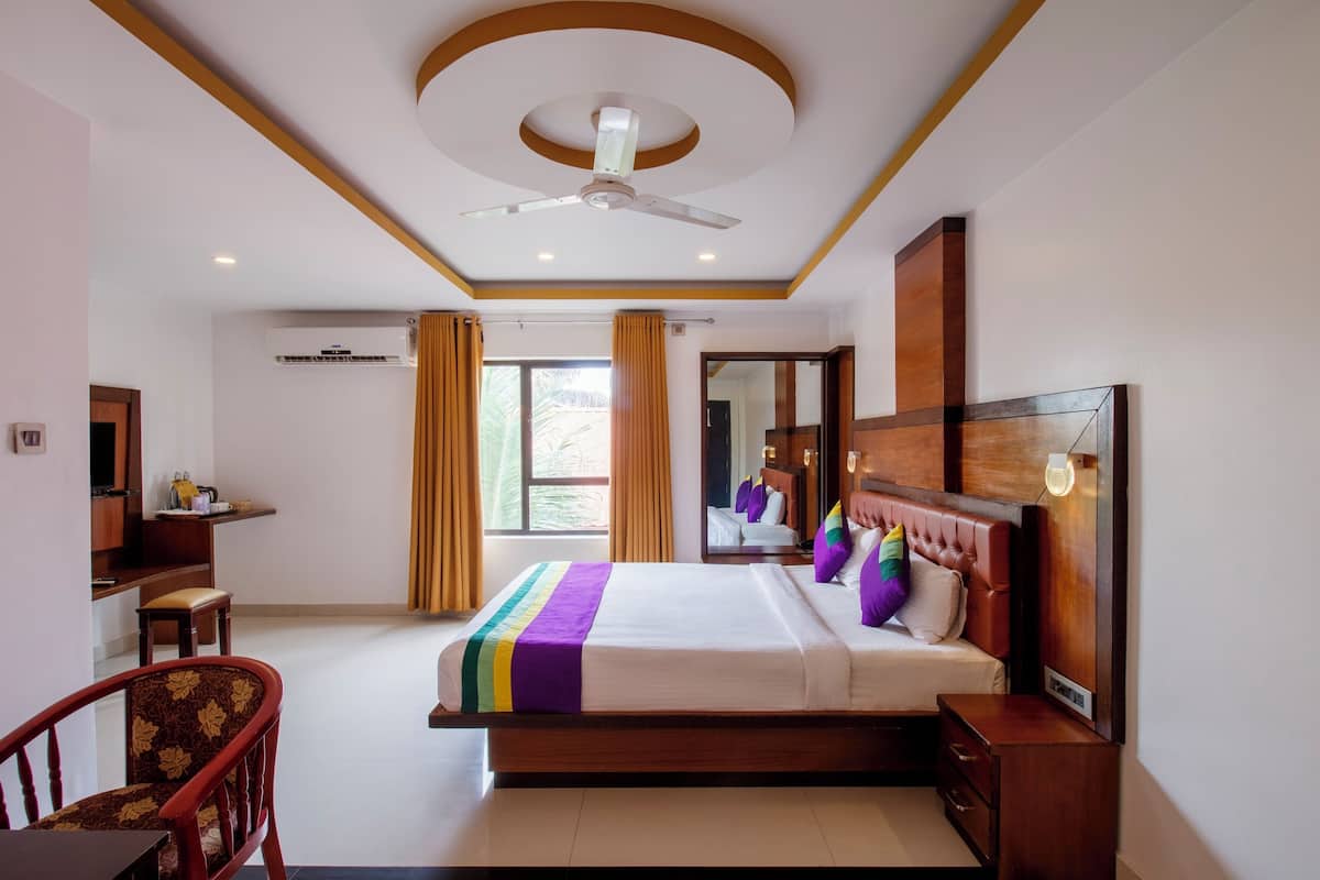 deluxe room | 1 bedroom, desk, free wifi, bed sheets