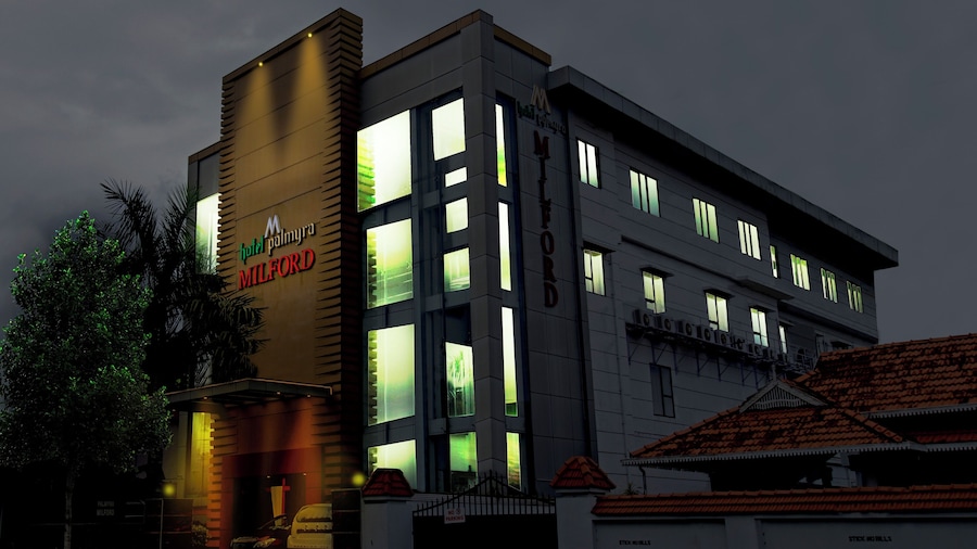 Treebo Premium Palmyra Milford, 2 Km From Alleppey Beach