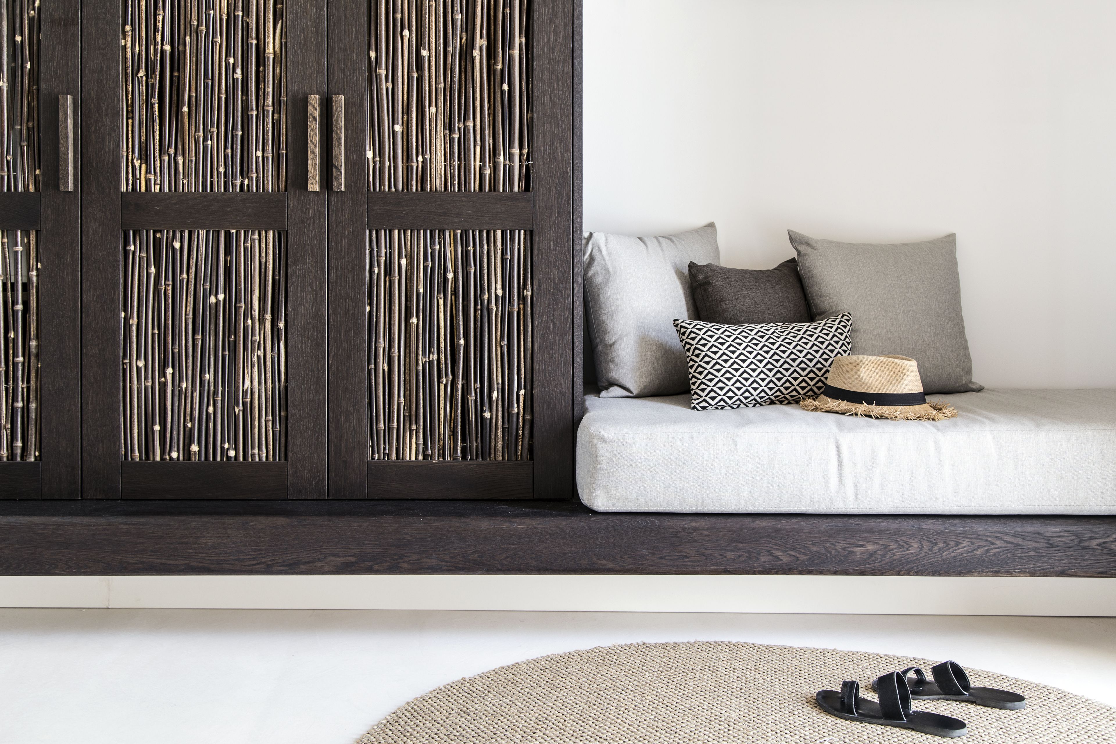 superior room, sea view | living room | flat-screen tv