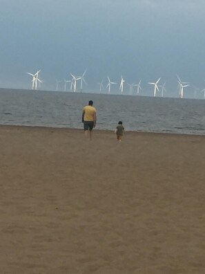 Beach - The Sherwood (Skegness)