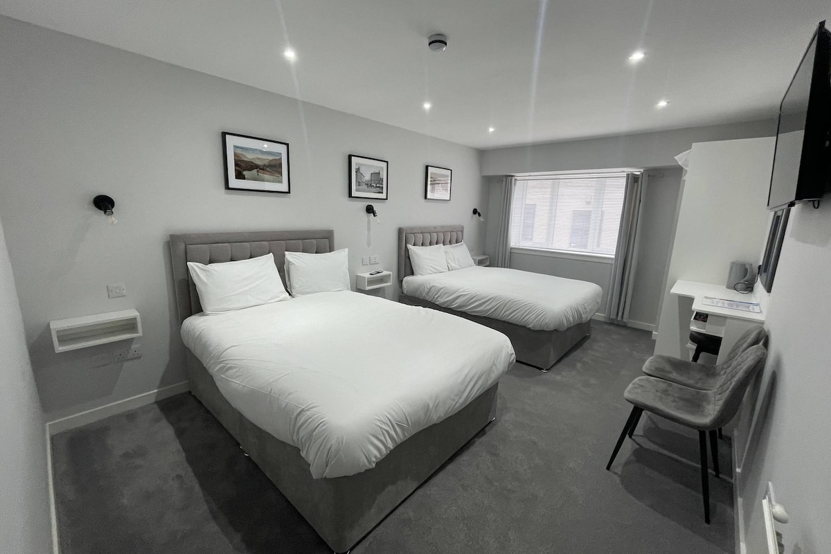 Twin Room, Ensuite (Dog Allowed)