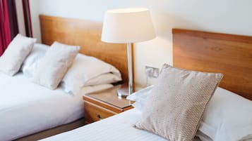 Classic Twin Room | Individually decorated, desk, iron/ironing board, free WiFi