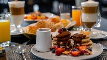 Desayuno buffet incluido todos los días