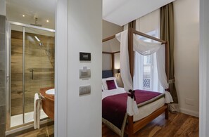 Habitación doble clásica | Sábanas de algodón egipcio y ropa de cama de alta calidad 