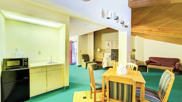 Coffres-forts dans les chambres, bureau, fer et planche à repasser