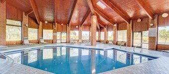 Capital O Amerihost Inn and Suites Mexico Hwy 54 MO