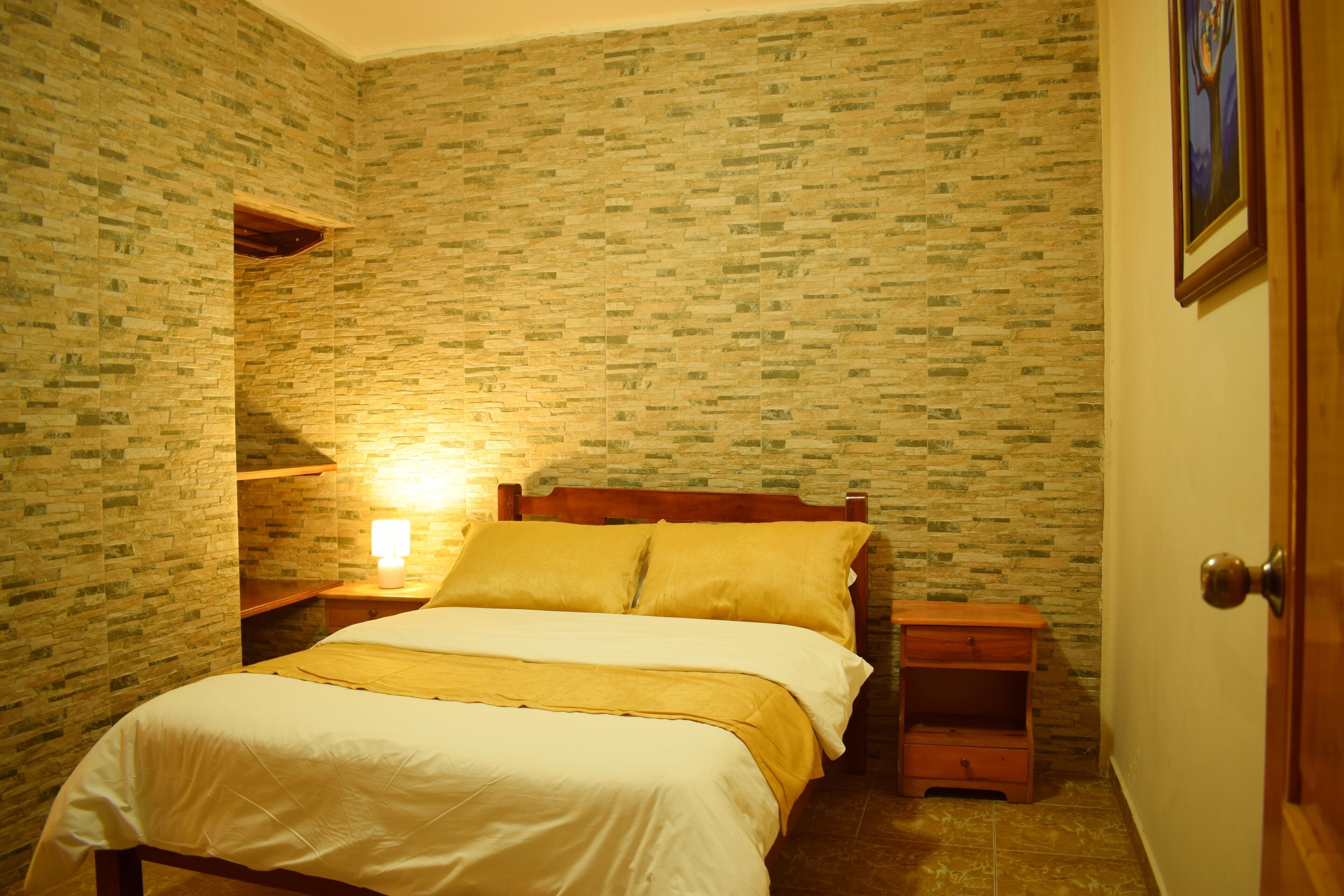 Wifi gratis y ropa de cama 