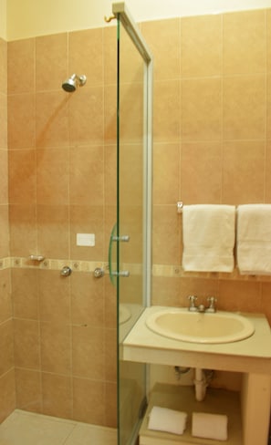 Superior Triple Room | 1 bedroom, cots/infant beds, free WiFi, bed sheets