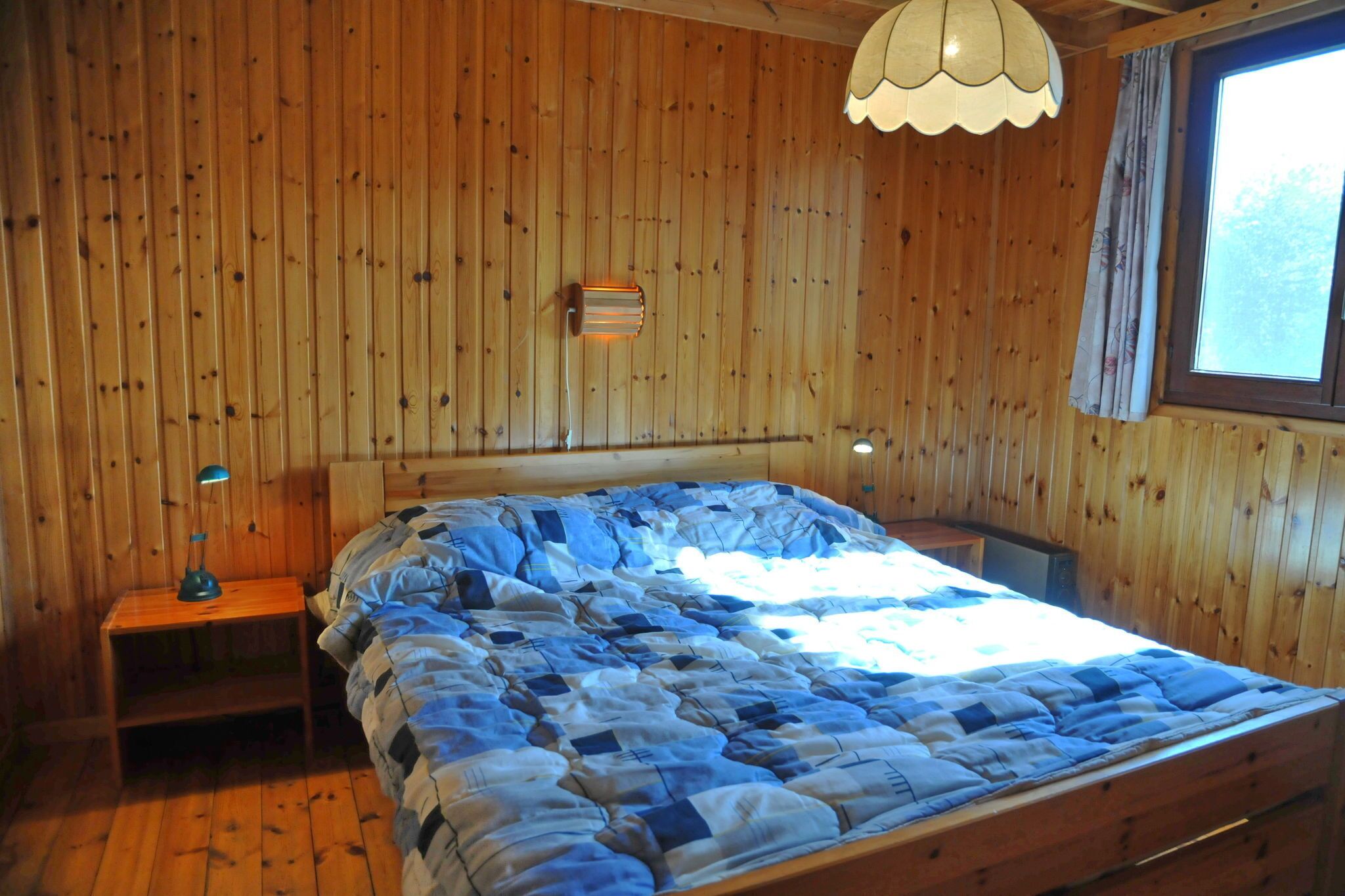 Cosy Holiday Home in Noiseux with Large Garden