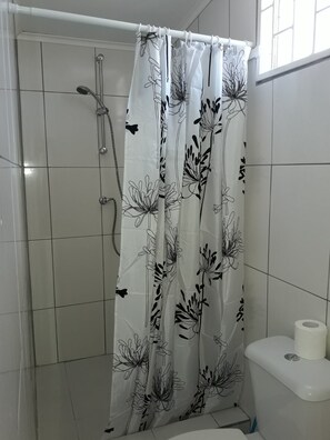 Traditional Studio | Bathroom | Shower, towels - Curacao Vacation Homes (Willemstad)