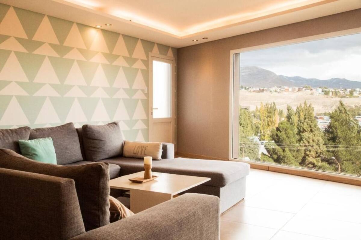 1 bedroom, minibar, desk, laptop workspace