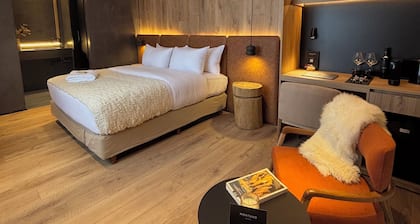 Montano Boutique Suites