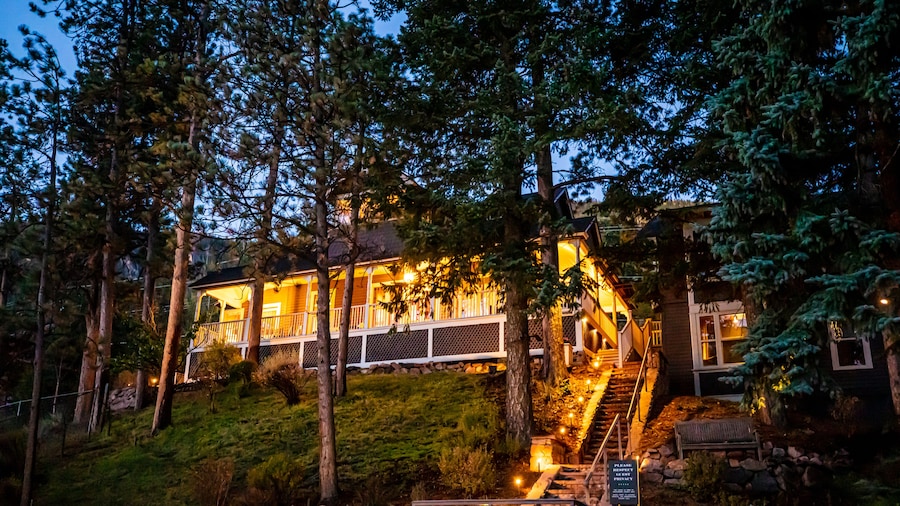 The Outlook Lodge
