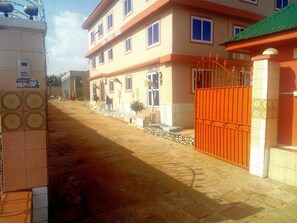 View from property - Open Space Hotel Kumasi (Kumasi)