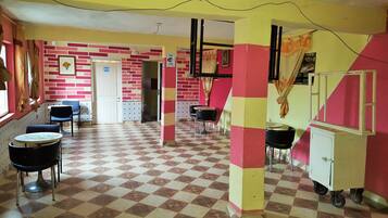 Daily local cuisine breakfast (USD 5.00 per person)