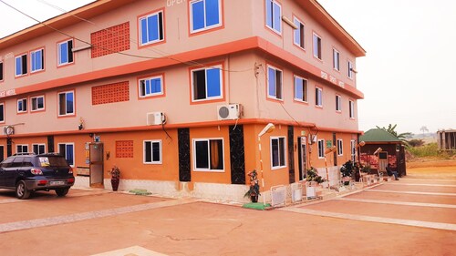 Open Space Hotel Kumasi