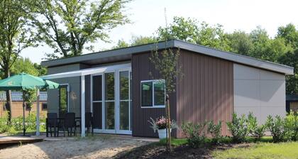 Modern chalet 1 km of a national park