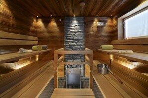 Luxury Villa, 4 Bedrooms, Sauna (Bed Linens Available for Extra Cost) | Bathroom - Vuokatin Aateli Villas (Sotkamo)