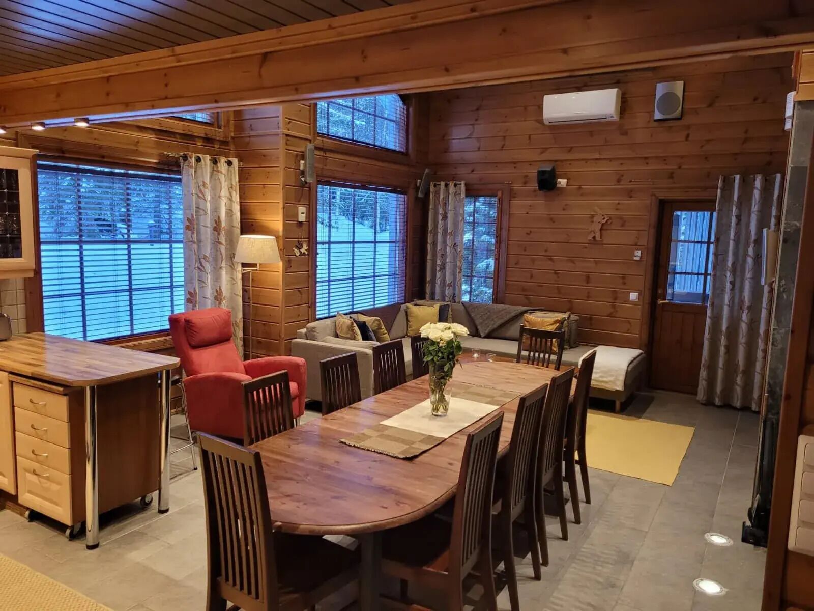 Luxury Villa, 5 Bedrooms, Sauna (Ruhtinatar) | Living area | 50-inch flat-screen TV with cable channels, TV, fireplace