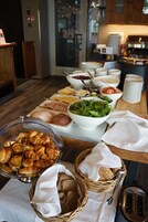 Daily cooked-to-order breakfast (EUR 10 per person)