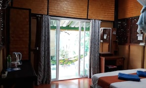 Chambre Simple | Terrasse/Patio