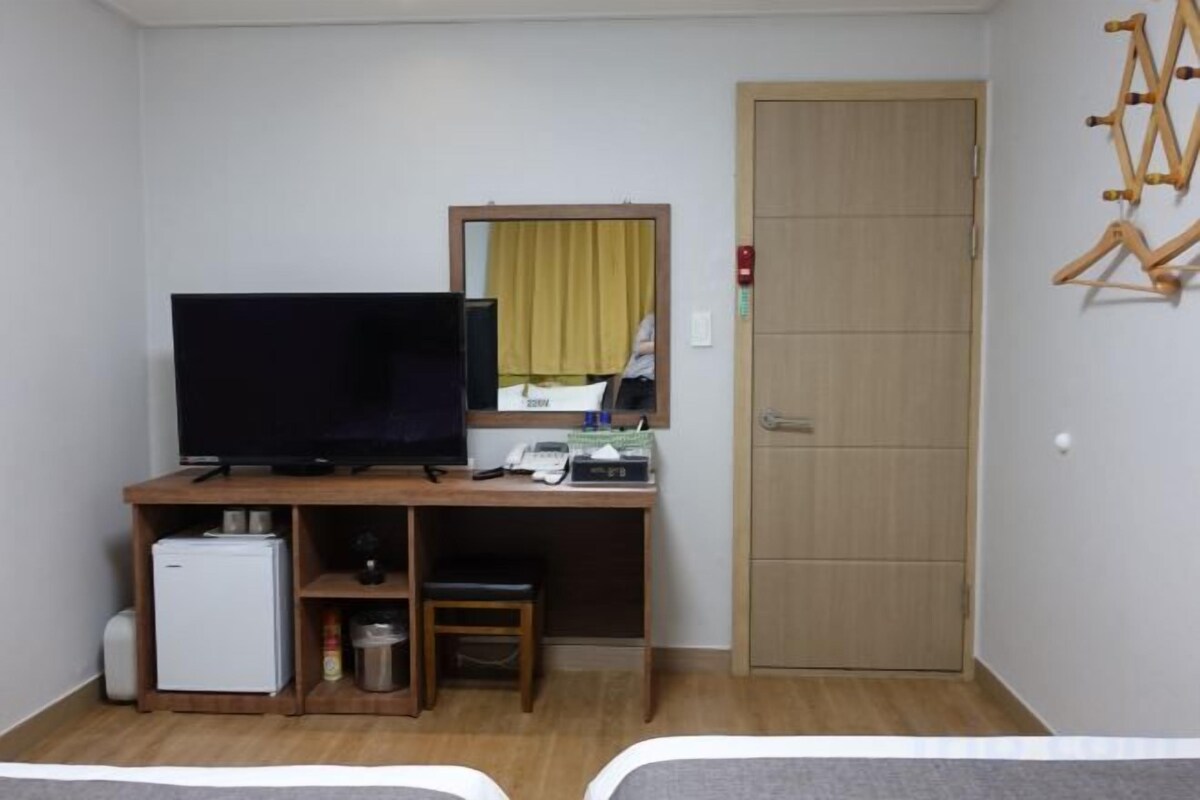 Espace de travail pour ordinateur portable, rideaux occultants