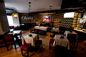 Frühstück, Mittagessen, Abendessen, internationale Küche 