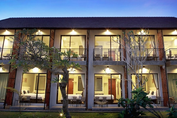 Front of property - evening/night