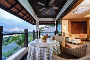 Stórt einbýlishús - 1 svefnherbergi - svalir - sjávarsýn | Verönd/útipallur