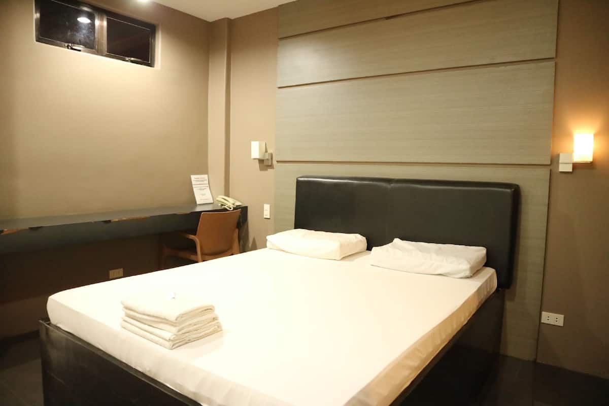Standard Room | Free WiFi