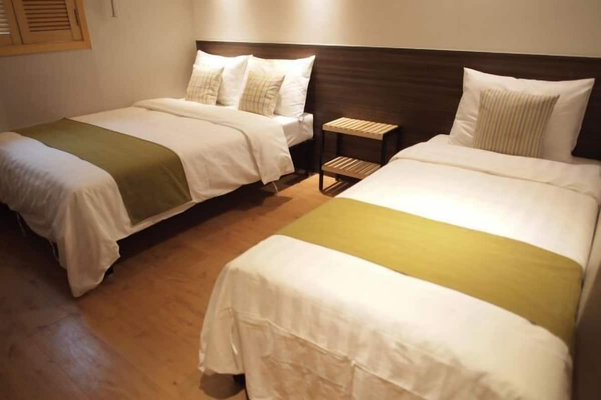 In-room safe, free WiFi