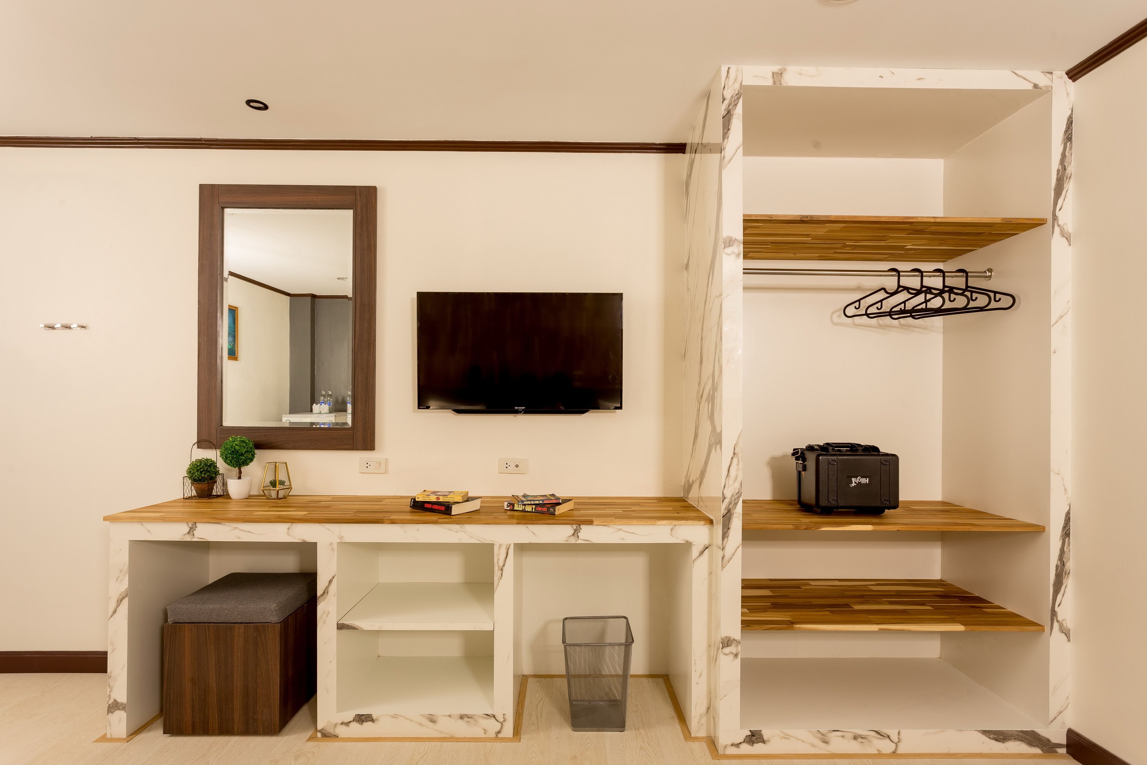 double or twin room, 2 single beds, non smoking, refrigerator | room amenity