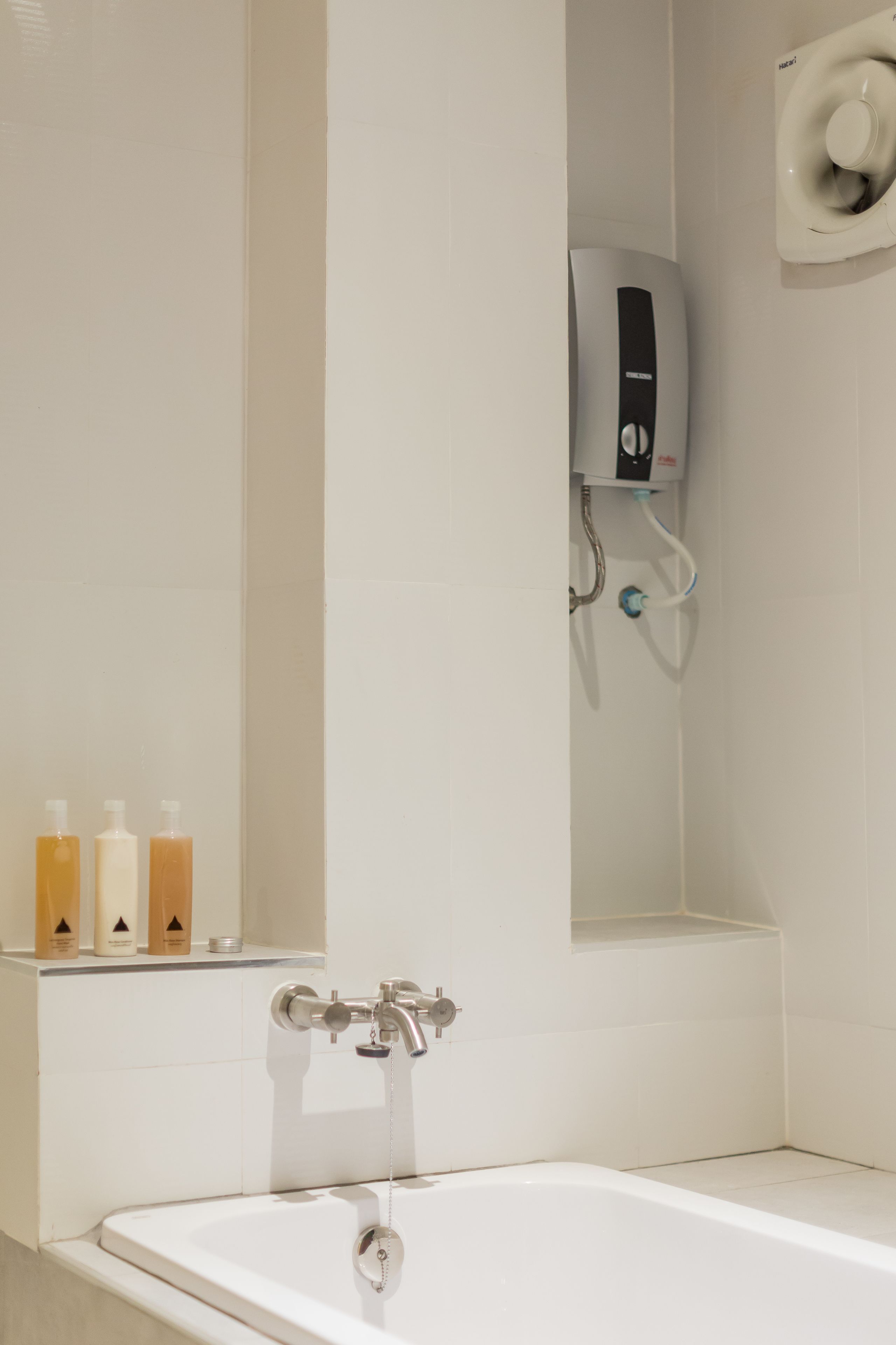 room, 1 bedroom, non smoking, bathtub | bathroom | shower, free toiletries, bidet, towels