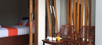 Semilir Senggigi Inn