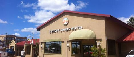 Façana frontal de l'allotjament