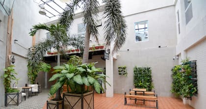 Viven Hotel