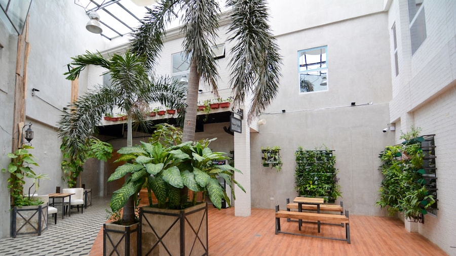 Viven Hotel