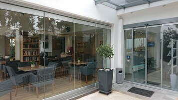 Είσοδος καταλύματος